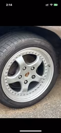 1983 Porsche 928 照片 1
