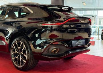صورة 7 لـ 2023 Aston Martin DBX