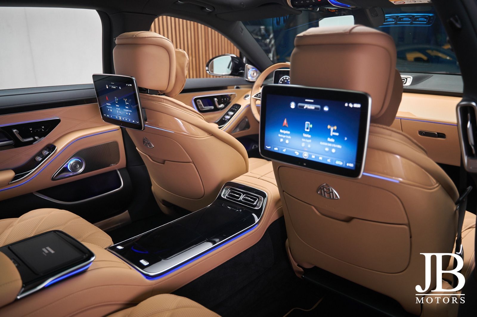 Fahrzeugabbildung Mercedes-Benz S680 Maybach Virgil Abloh 1 of 150 New Condition
