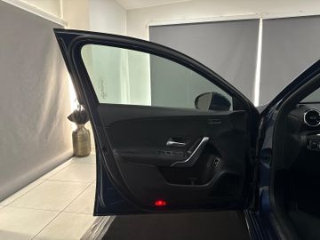 Mercedes A 250 - 12