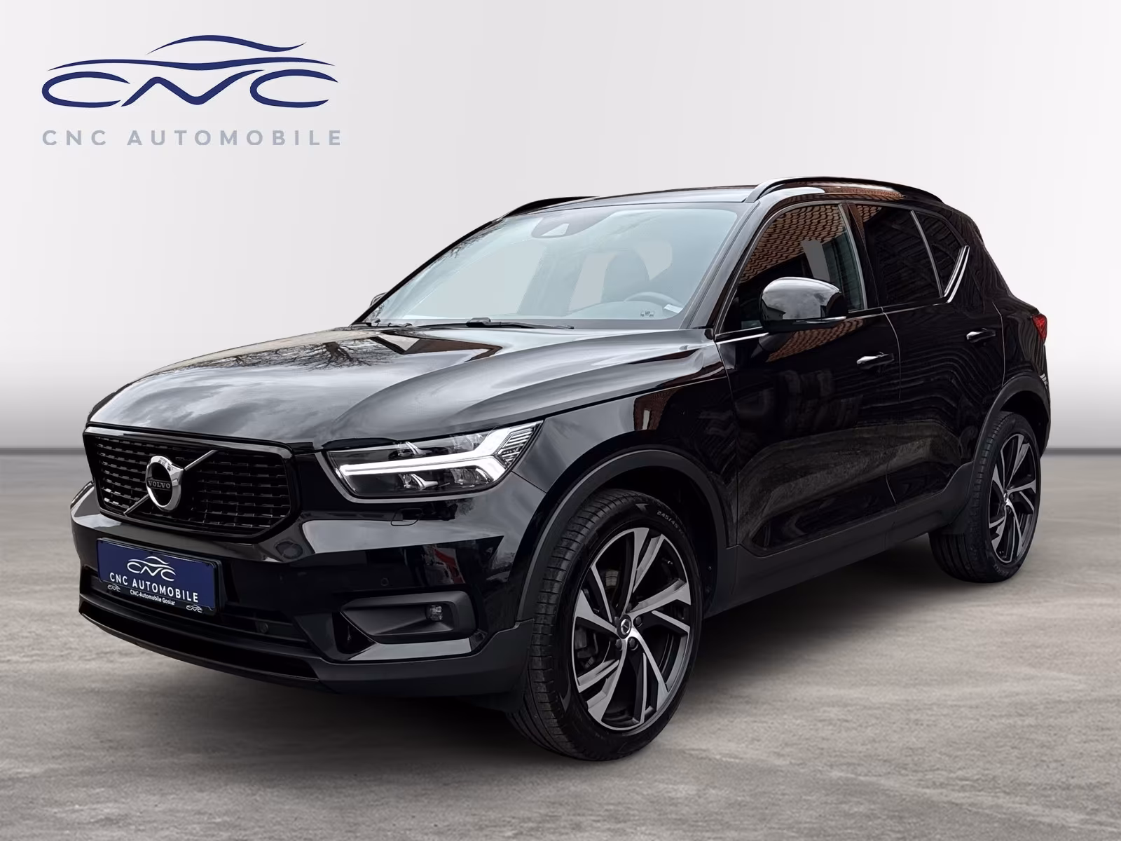 Volvo XC40 R Design 2WD PilotAssist/H&K/