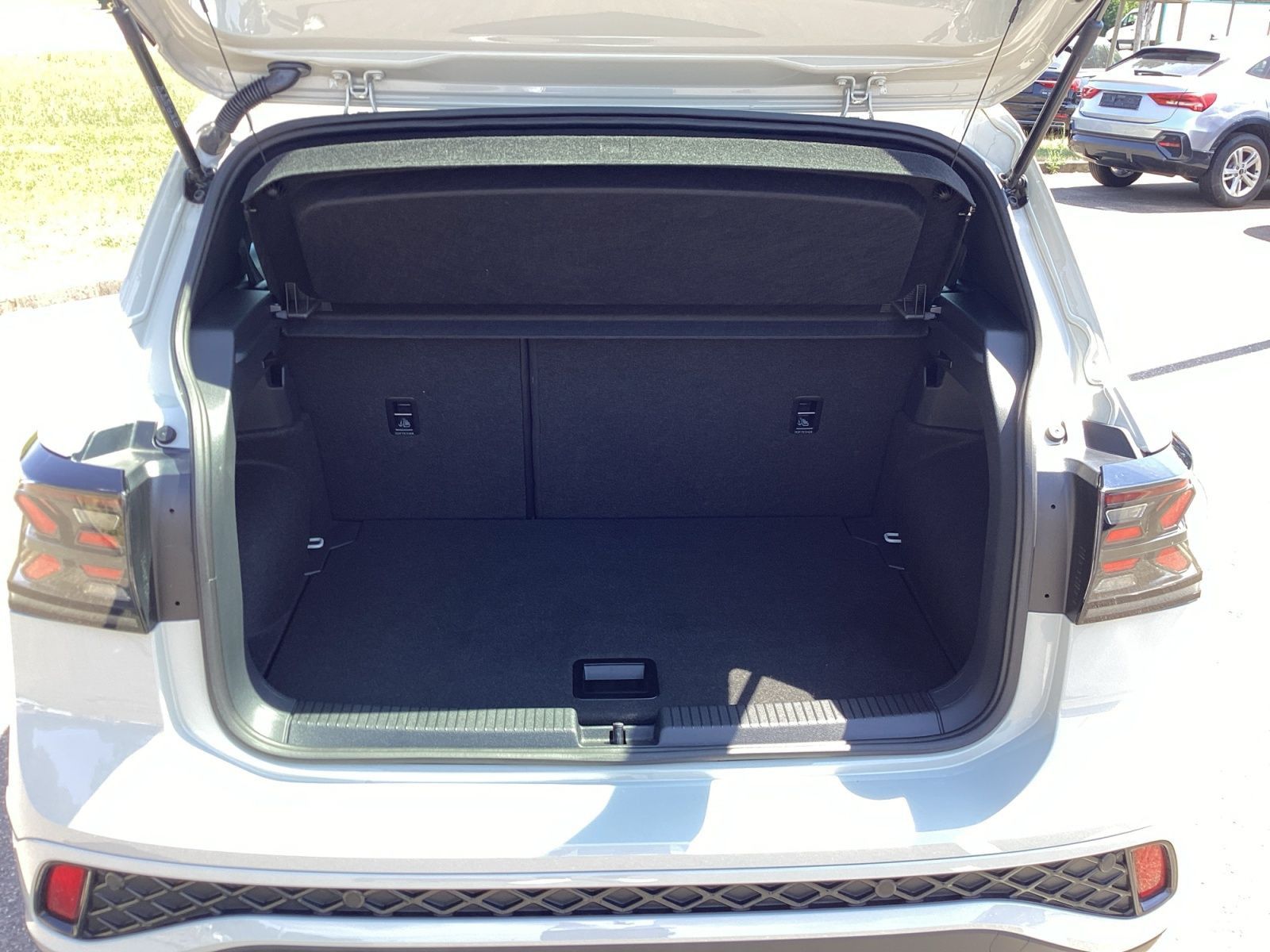 Volkswagen T-Cross - Bild 15