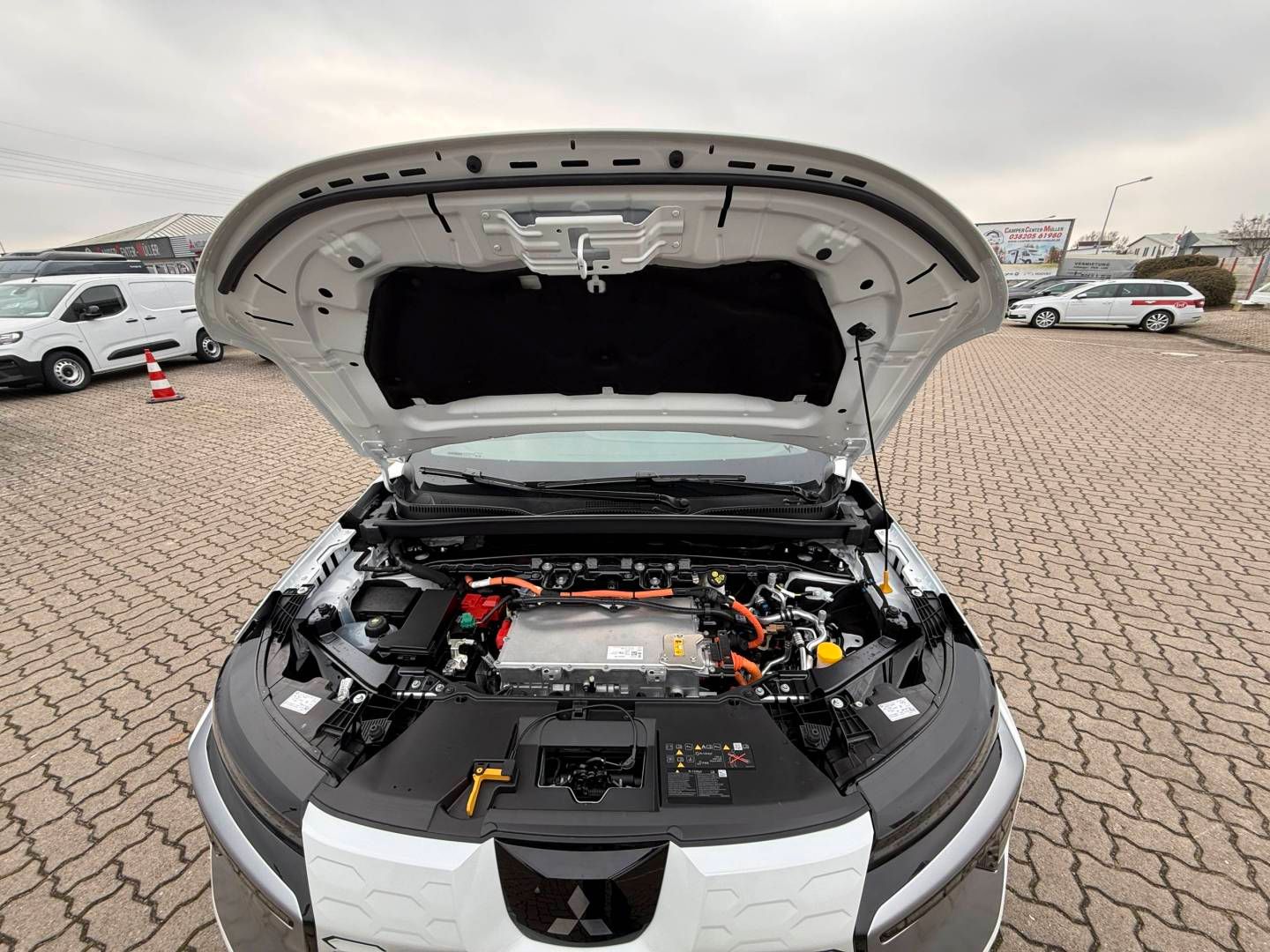 Fahrzeugabbildung Mitsubishi Eclipse Cross Diamant TOP