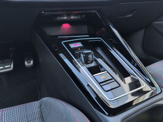 Golf VIII 2.0 TSI GTI DSG IQ.LIGHT+NAVI+ACC+SIHZ