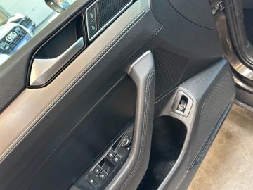 Volkswagen Passat Variant *Keyless*LED*NAVI*ACC*3-Zonen*