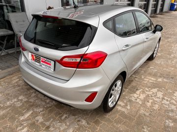 Fahrzeugabbildung Ford Fiesta Cool & Connect
