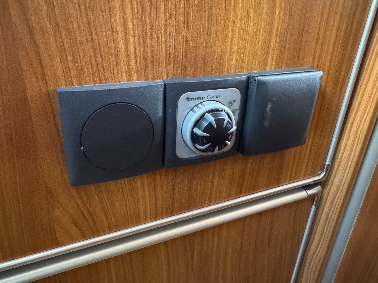 Fahrzeugabbildung Globecar GLOBESCOUT 600 CITROEN TV WC AHK KAMERA NAVI