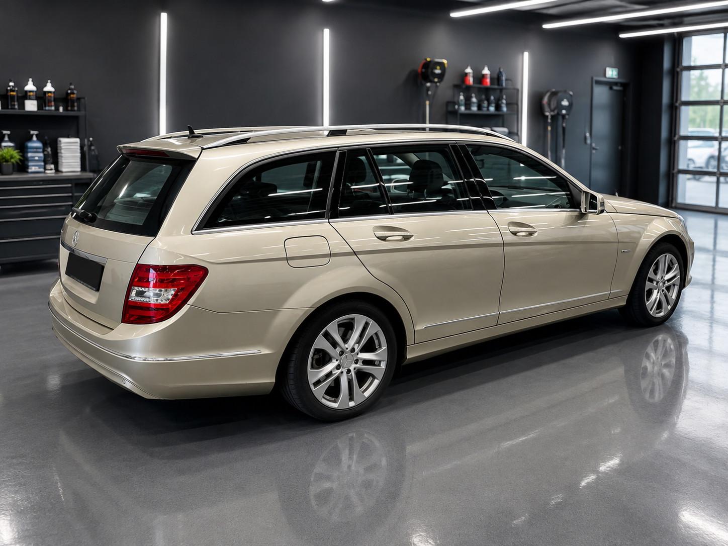 Mercedes-Benz C 200 CGI BE AVANTGARDE AHK RFK