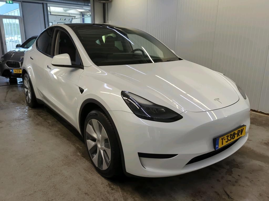 Tesla Model Y Standard RWD Plus 299pk 92,1% SoH [ TREK imagem 3