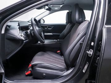 Mercedes E 220 - 7