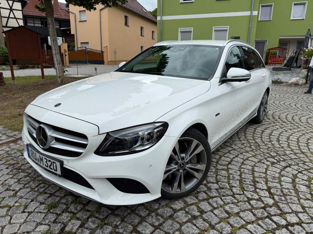 MERCEDES-BENZ C 300 e