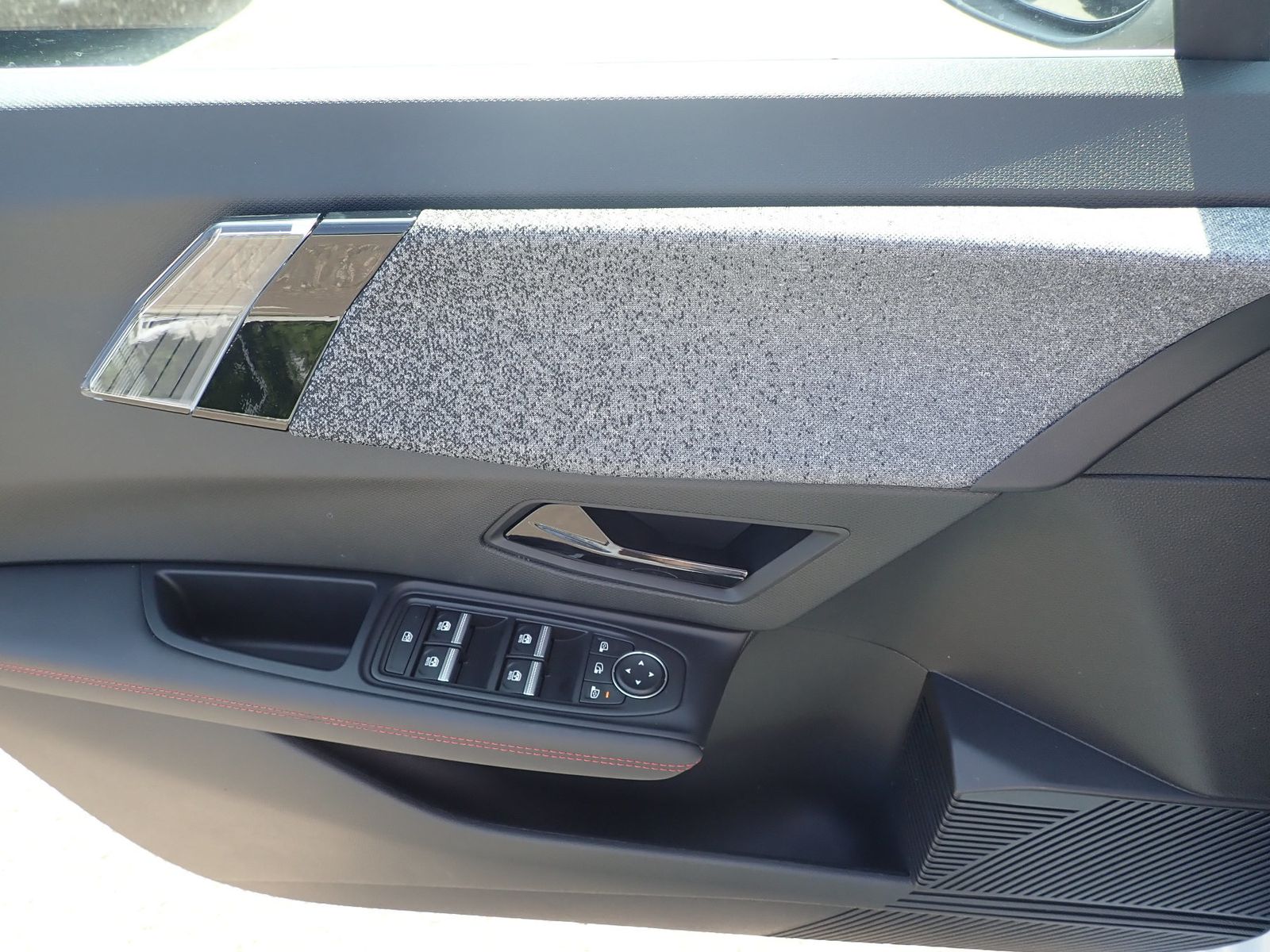 Fahrzeugabbildung Renault Clio Techno TCe 115