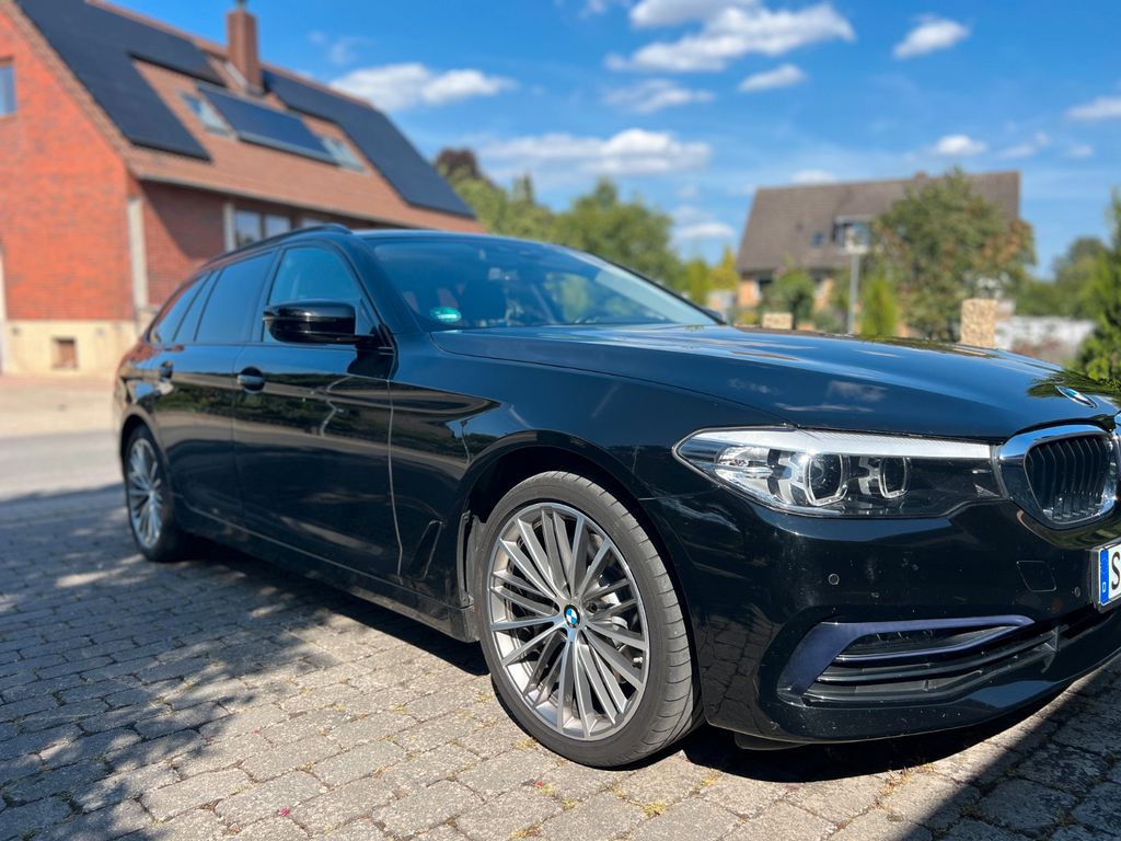 Image of BMW 530