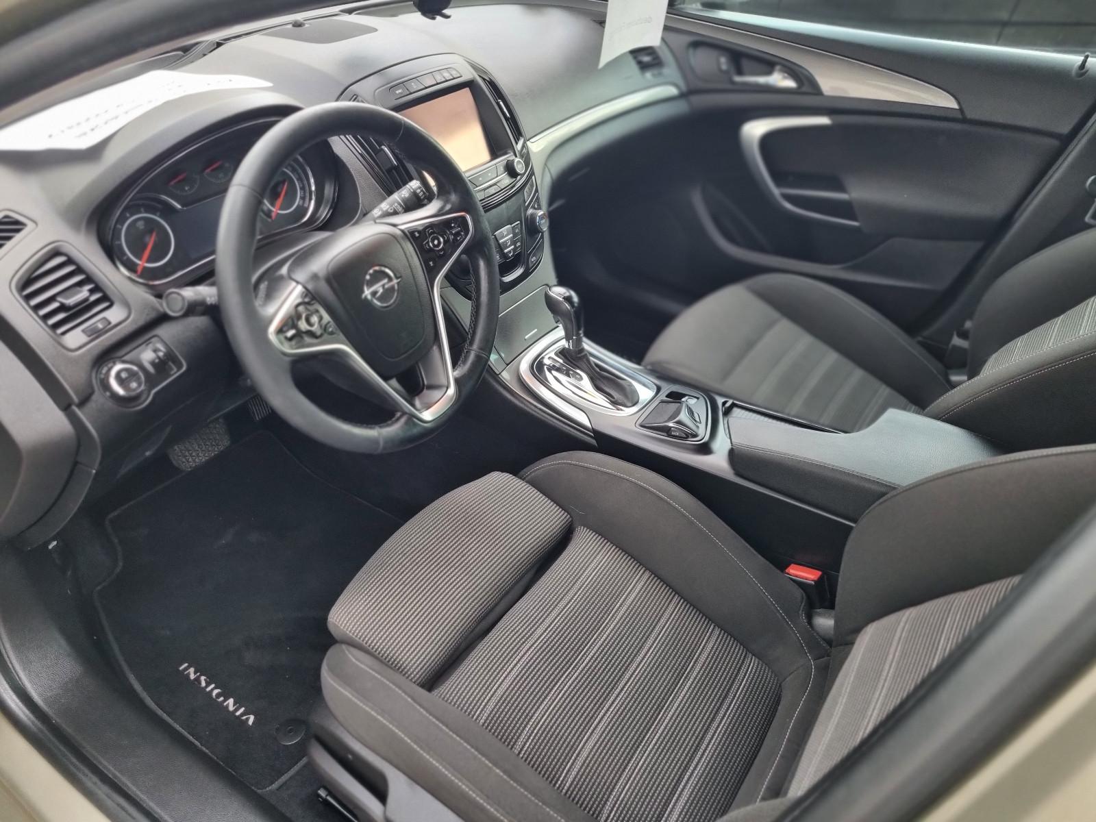 Opel Insignia 2015 — photo 14