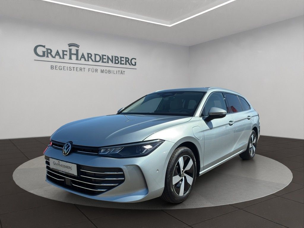 Volkswagen Passat 1.5 TSI eHybrid Business ACC AreaView AHK