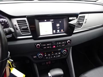 Fotografie 40 des Kia Niro 1.6 Hybrid Vision Automatik*Navi*RFK*Klima