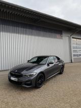 BMW 330e xDrive M-Paket+HUD+Laser+Unfallfrei 