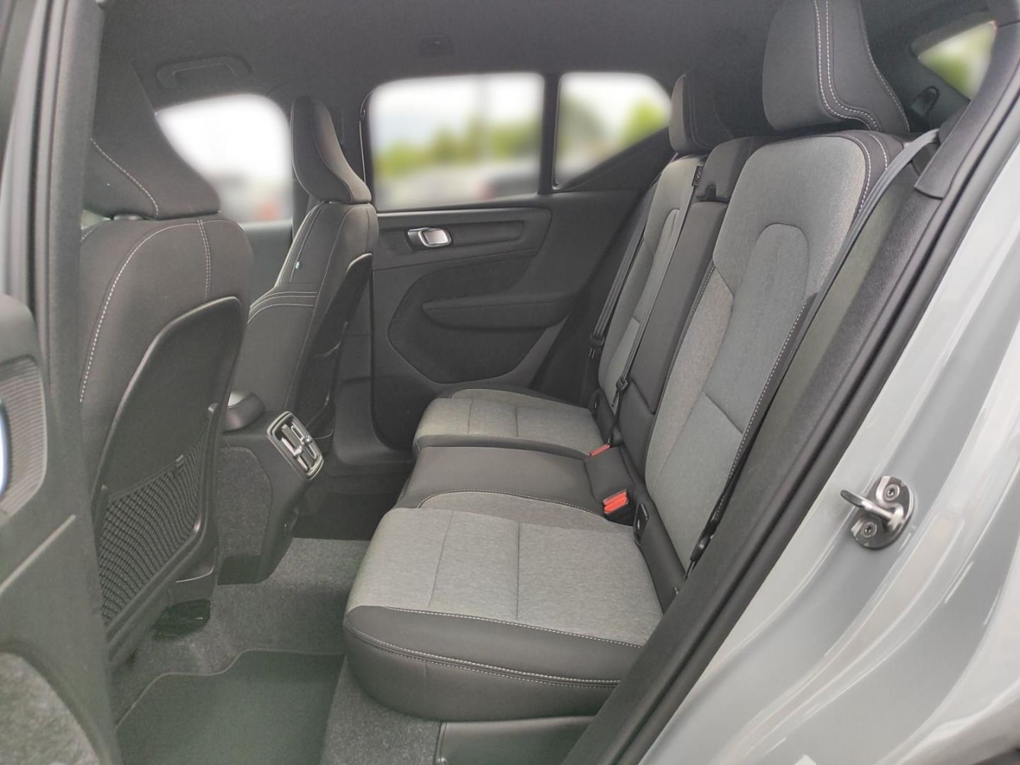 Volvo XC40 B3 Plus Black Edition  StandHZG Digitales C foto 22