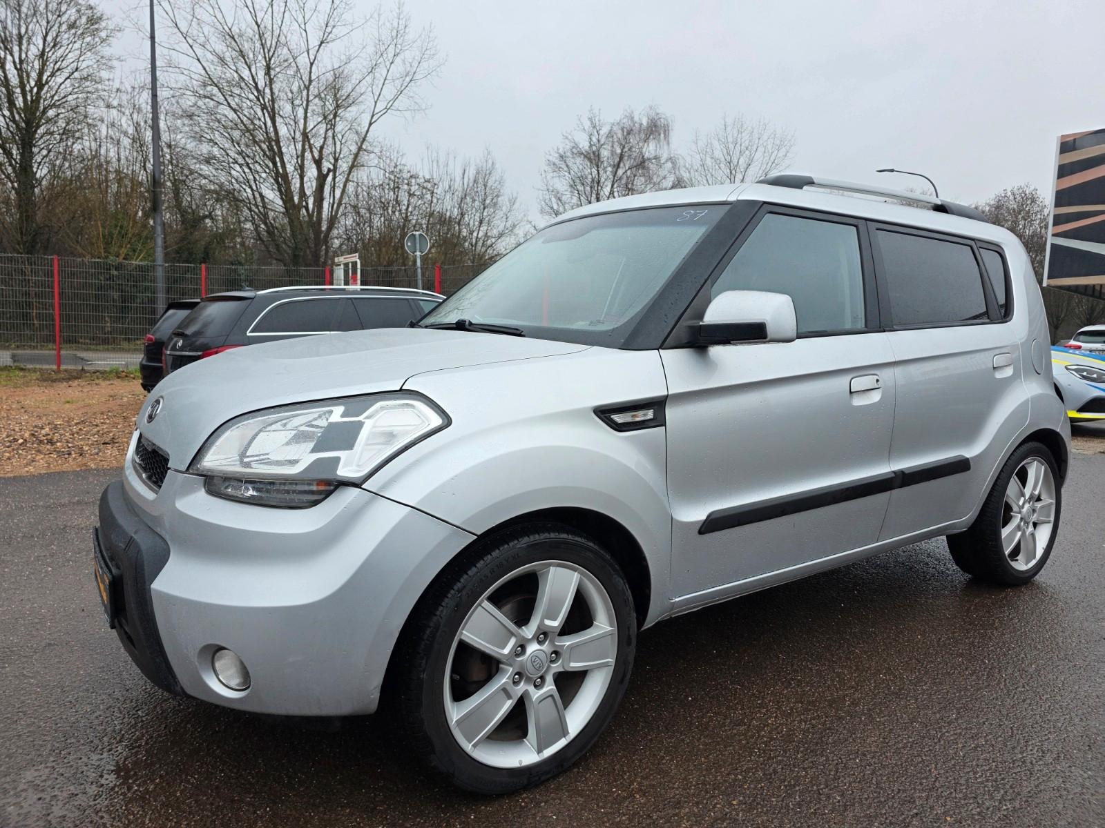 Kia Soul 1.6i nur 83.000 km+AHK+PDC+Klima+SHZ