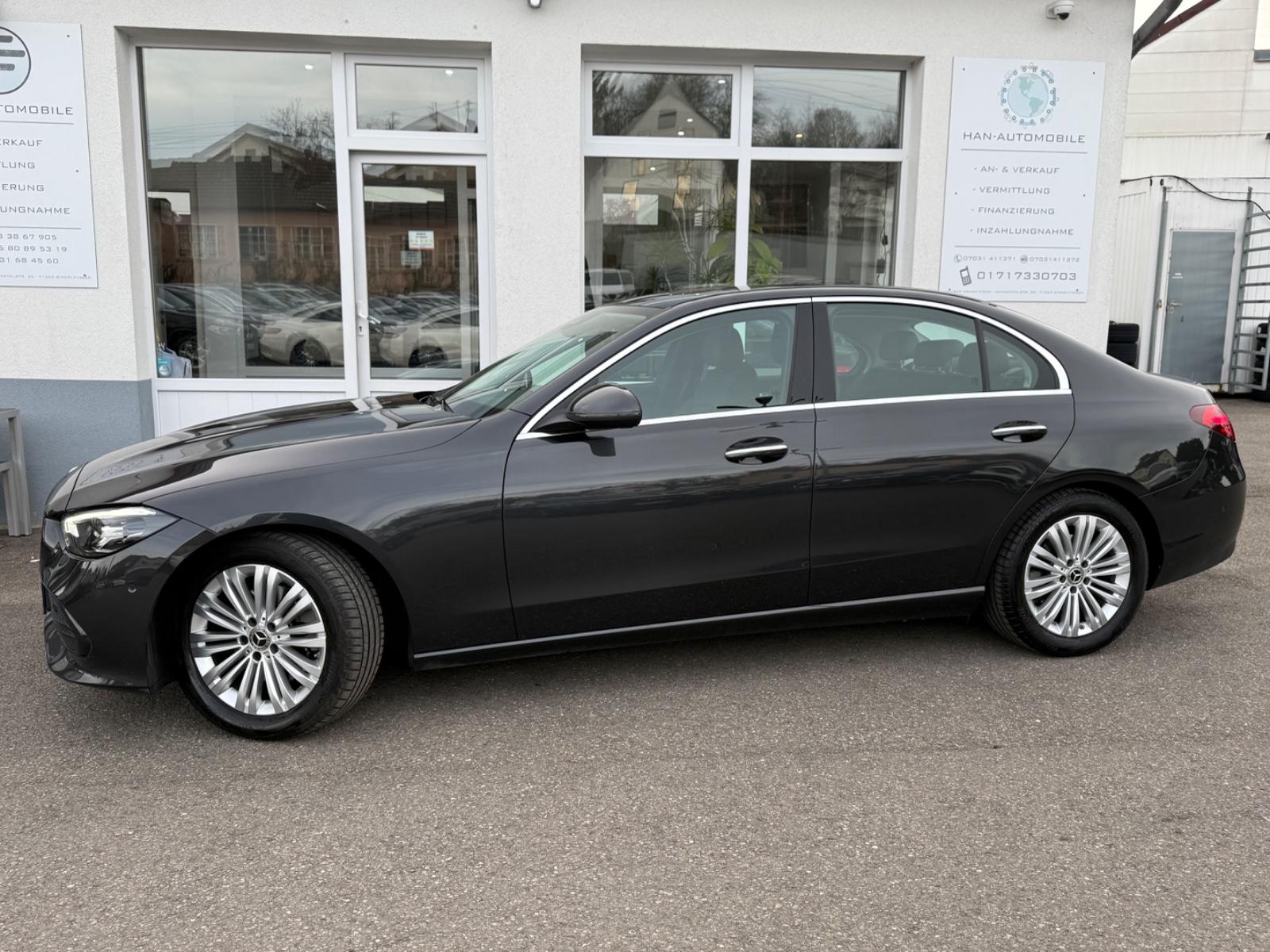 Mercedes-Benz C 220 d Lim. Avantgarde *Keyless-Go+AHK+Ambiente