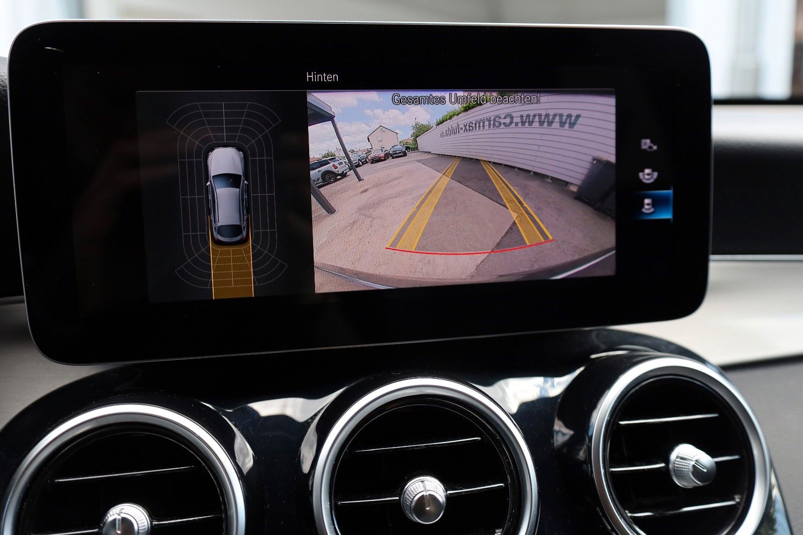 Fahrzeugabbildung Mercedes-Benz GLC 300e 4M Coupe AMG T.Leder,Navi,LED,ParkPaket