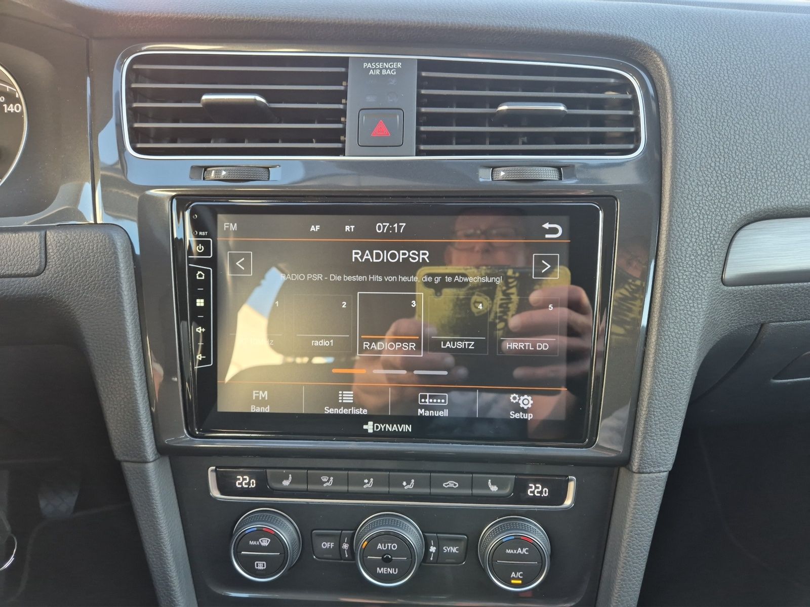 Fahrzeugabbildung Volkswagen Golf VII Variant TSI Comfortline Climatronic PDC