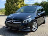 Mercedes-Benz B 220 4Matic * AUTOMATIK * LEDER * NAVI * SITZH. - Mercedes-Benz in Gießen
