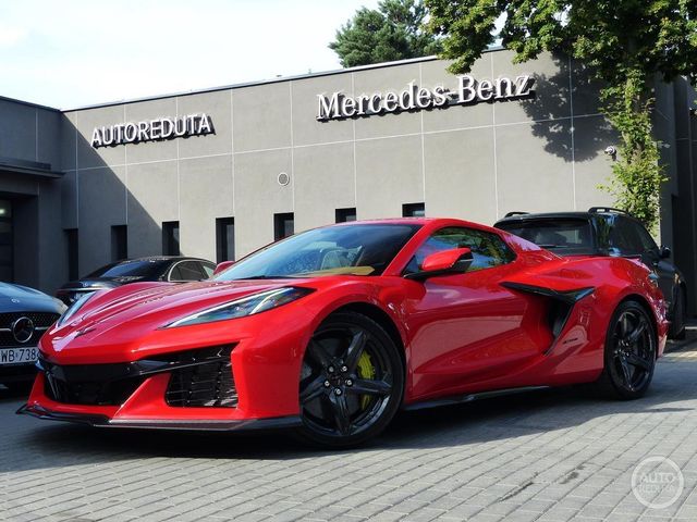 Corvette Z06 3LZ RWD Convertible  Ceramik Carbon