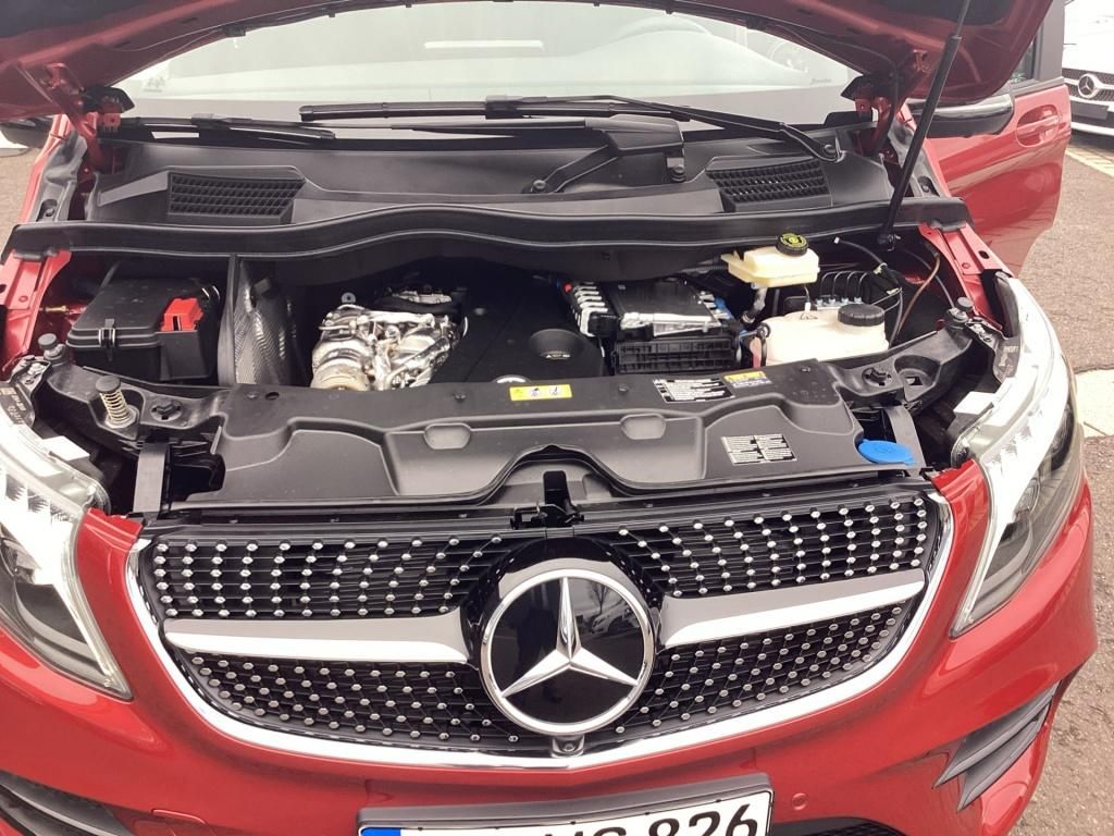 Fahrzeugabbildung Mercedes-Benz V 300 d Exclusive 4M lang AMG*AHK*AIRMATIC*Pano
