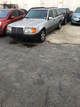 Mercedes-Benz T 230 Kombi - Mercedes-Benz E 230 in Berlin