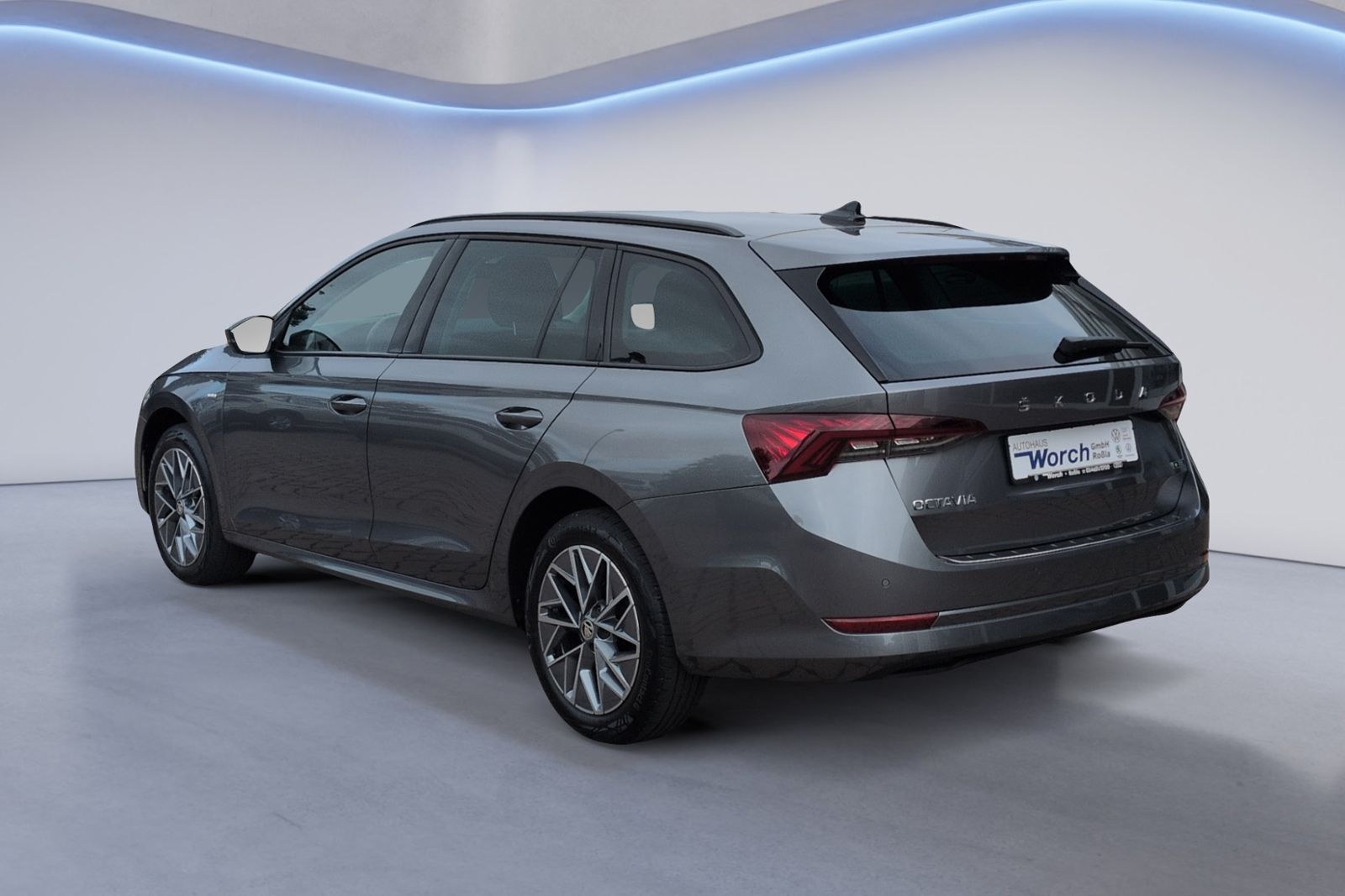 Octavia IV Combi 1.5TSI DSG Tour LED+NAV+AHK+SHZ
