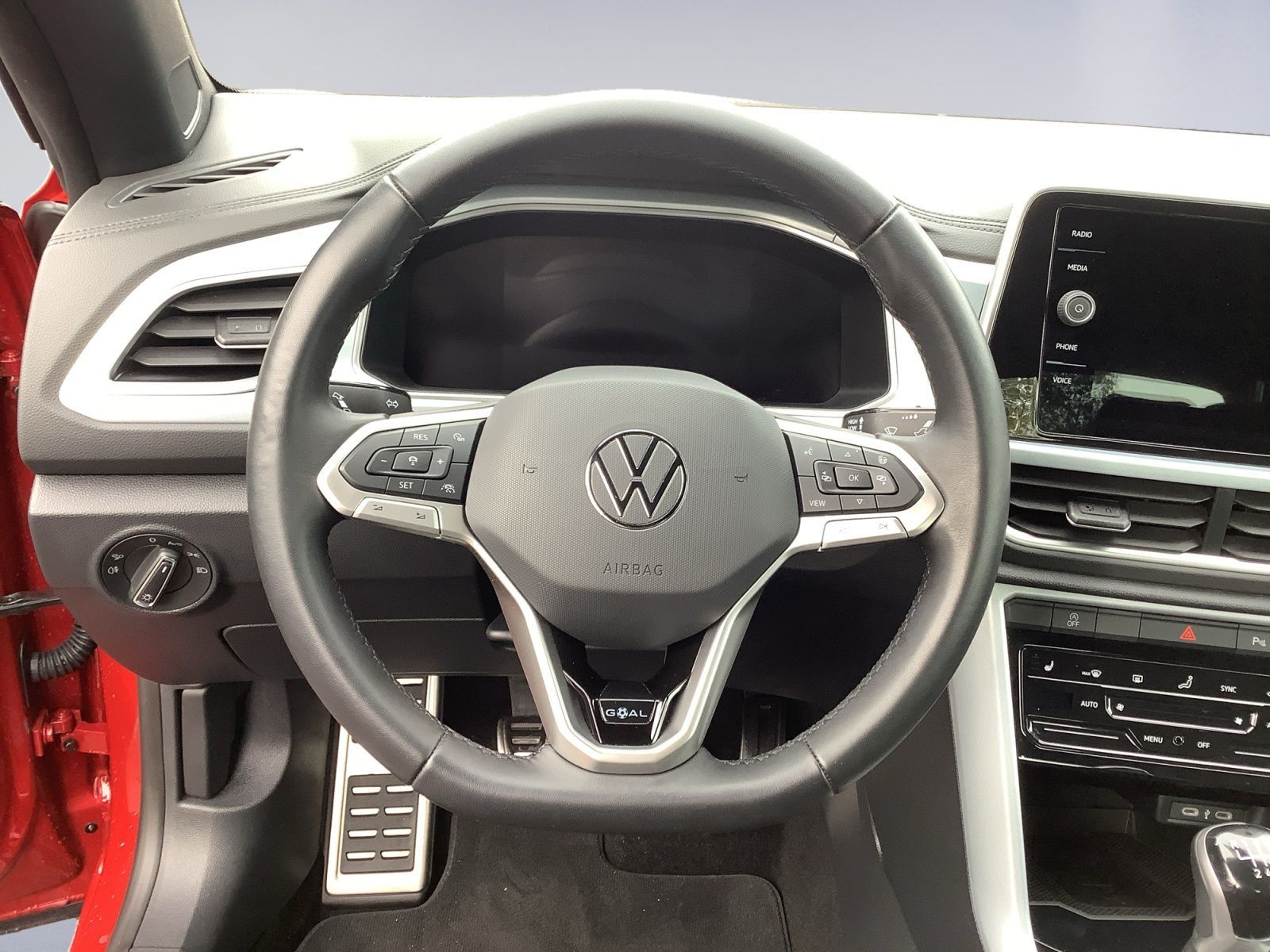 Volkswagen T-Roc - Bild 12