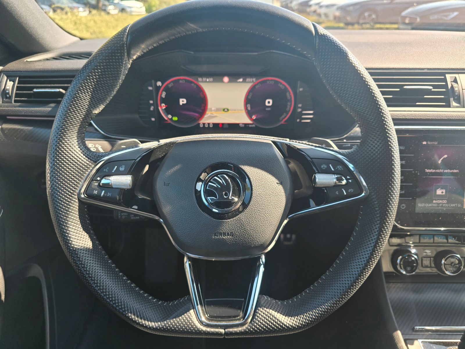 Fahrzeugabbildung SKODA Superb Combi Sportline 4x4 Matrix Navi ACC DCC 4