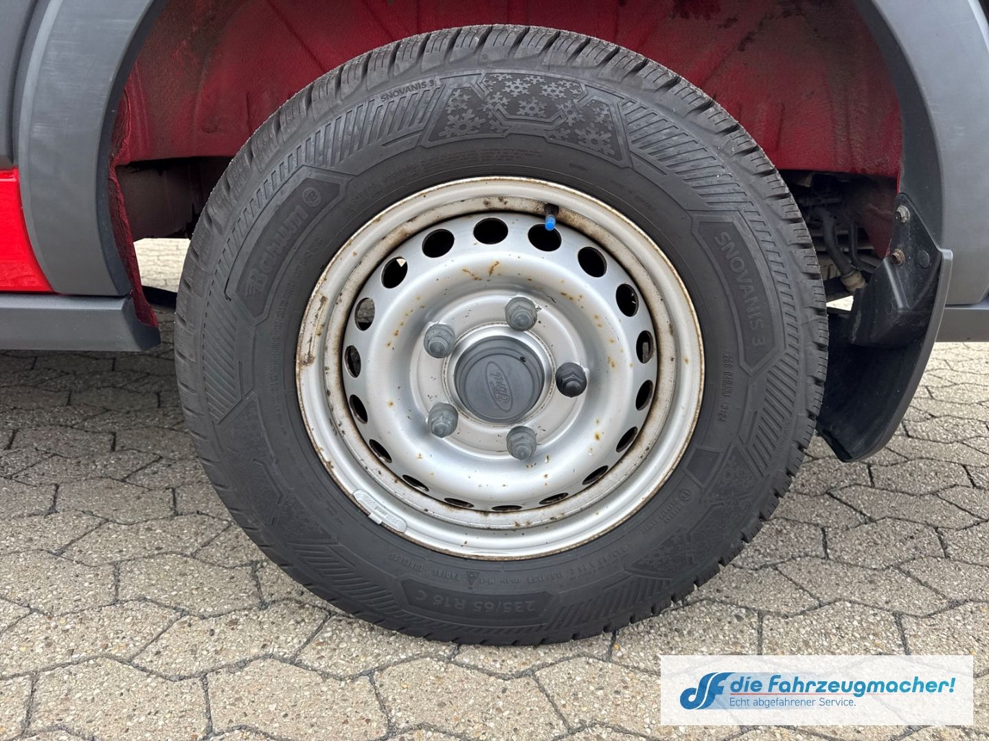 Fahrzeugabbildung Ford Transit Kombi 350 L3 Trend 2.2 TDCi *4371 *KLIMA