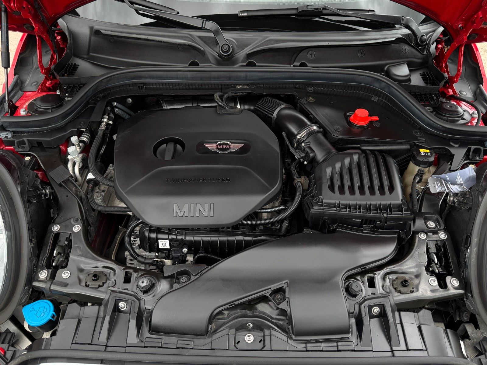 Fahrzeugabbildung MINI Cooper Temp. Komfortzugang JCW H&K PDC SHZ BLT