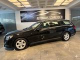 Mercedes-Benz E 220 CDI BE *Automatik*Navi*LED*AHK 2,1t - Mercedes-Benz E 220: Cdi T