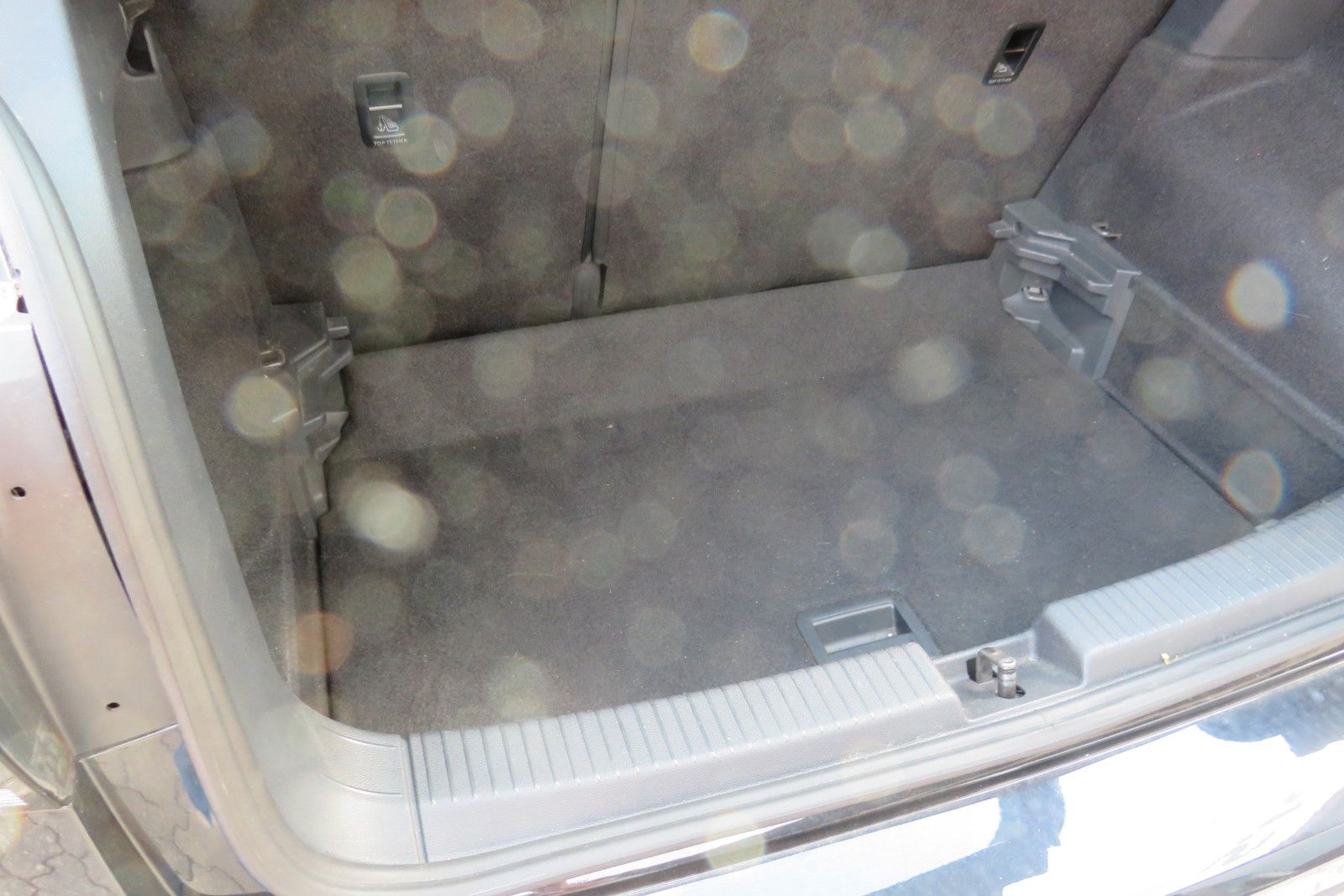 Fahrzeugabbildung Volkswagen T-Cross Life LED SPORT-PAKET SITZH. NAVI APP