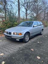 BMW e36 320i - BMW 320: Kombi, E36 320i