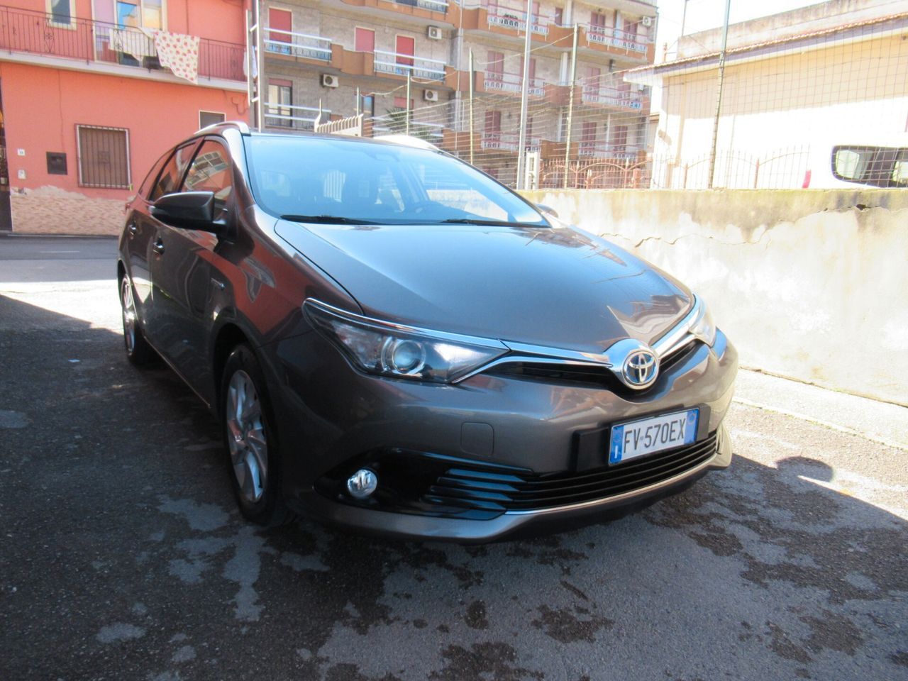 TOYOTA Auris