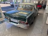 Mercedes-Benz 220 SE  Heckflosse - Autos aus dem Jahr 1964