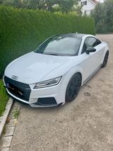 Audi TT Coupé 2.0 L TFSI - Audi TT: Aud