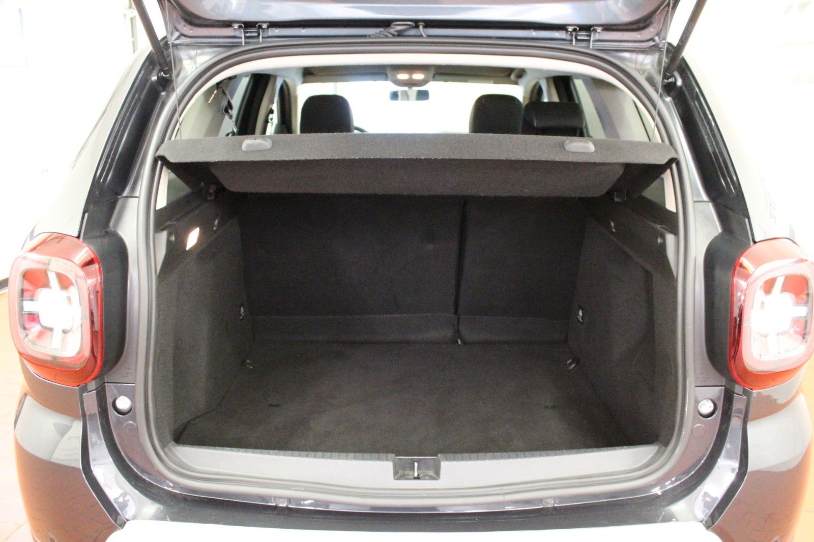 Fahrzeugabbildung Dacia Duster TCe 130 Urban 2WD *Klima*Sitzhzg*