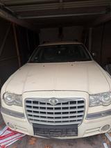 Chrysler 300C Touring 2.7 V6 Autom. - - Chrysler 300C in Duisburg