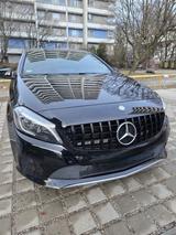 Mercedes-Benz A 160 - - Mercedes-Benz A 160 in München