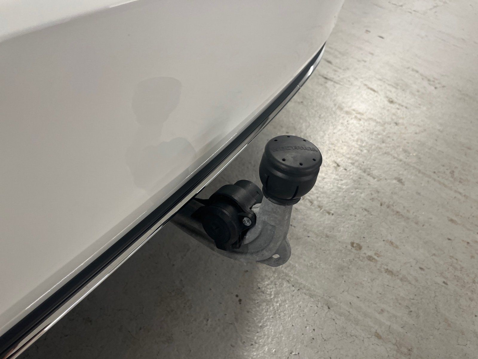 Fahrzeugabbildung Mercedes-Benz A 250 e Progressive*AHK*Distro*Totwink*11kW*LED*