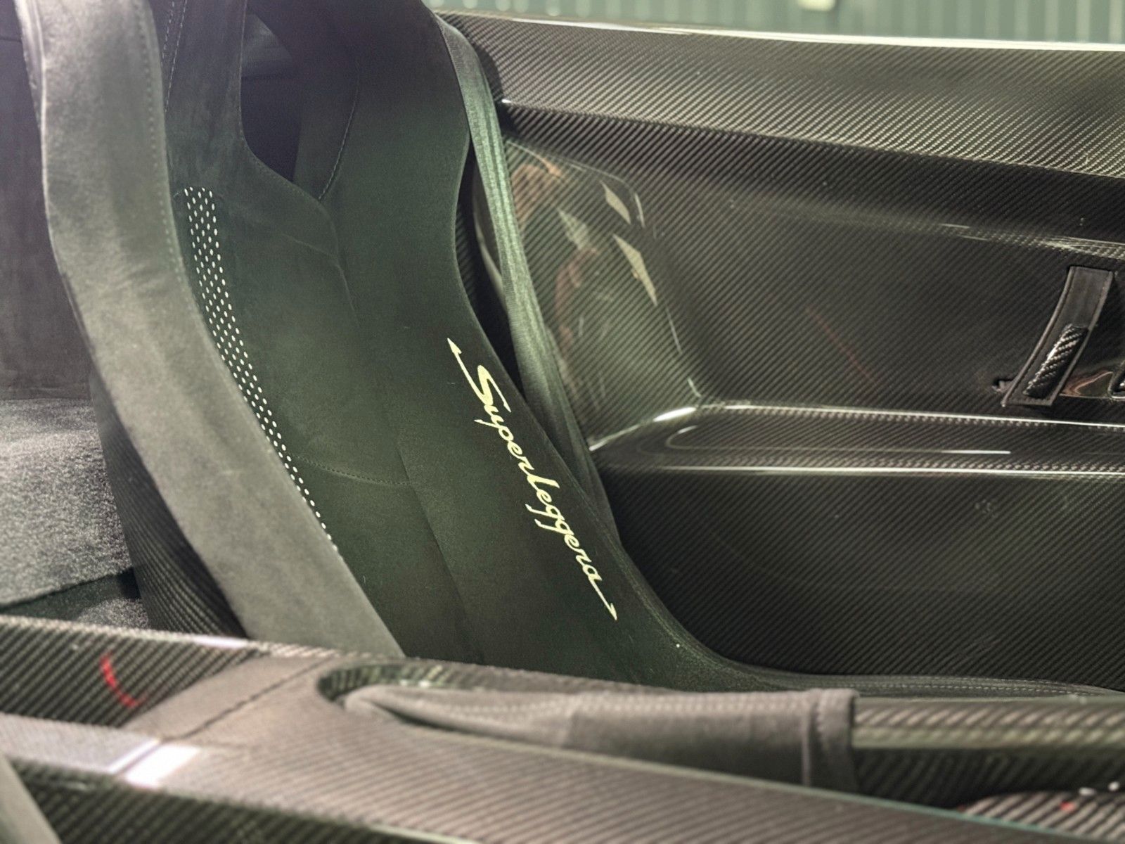 Fahrzeugabbildung Lamborghini Gallardo Superleggera LP + Lift + Schalensitze