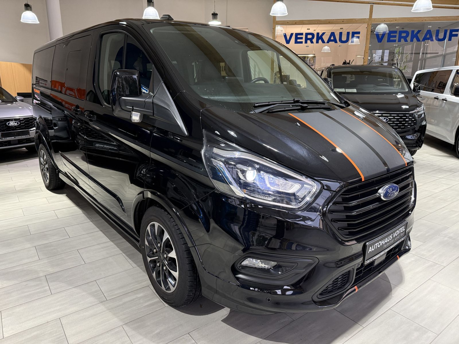 Ford Tourneo Custom Sport L2 Bi-Xenon / ACC / BLIS /  imagem 3
