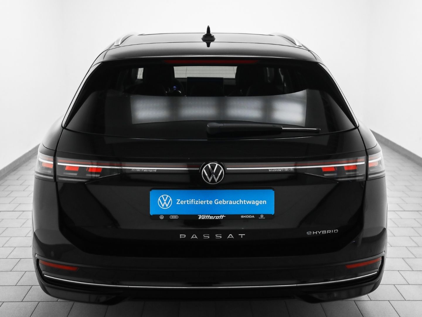 Volkswagen Passat 1.5 TSI eHybrid Elegance AHK Leder Massag foto 4