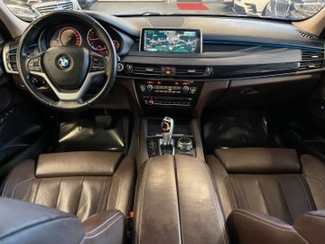 BMW X5 xDrive 30d *HEAD-UP*LED*PANO*NAVI*KAMERA*