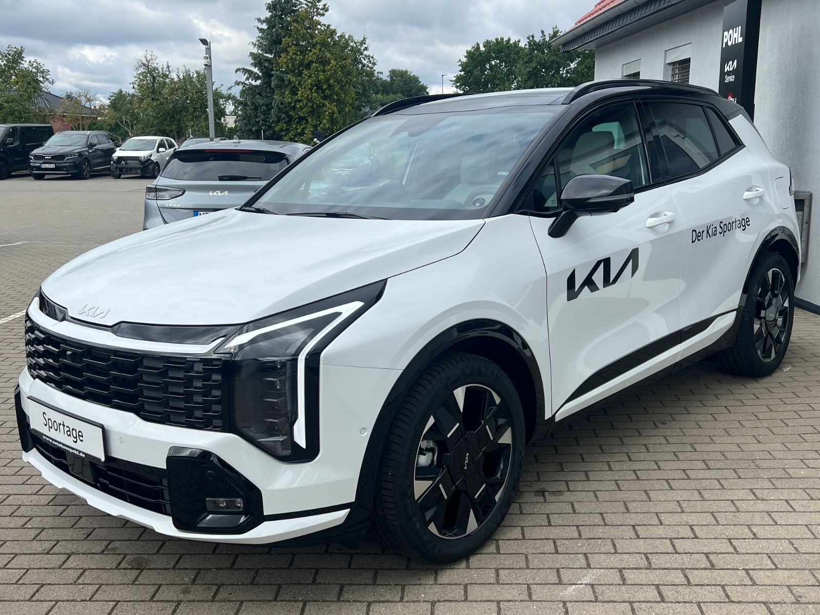 Fahrzeugabbildung Kia SPORTAGE 1.6T AWD DCT GTL SD GD DRI SOUND MJ 25
